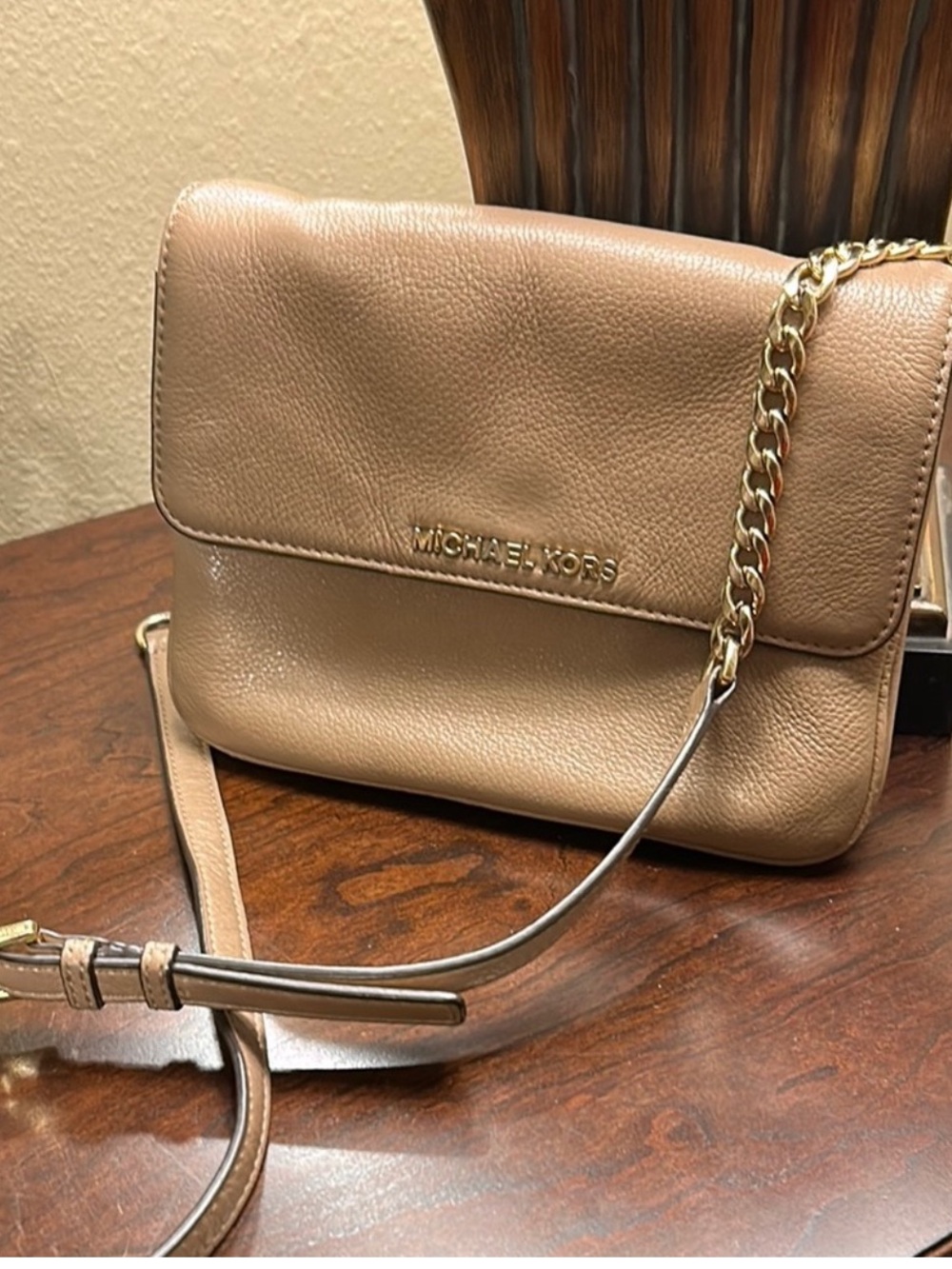 Michael Kors Tan Acorn Bedford Double Gusset Pebble SOFT Leather Crossbody Bag